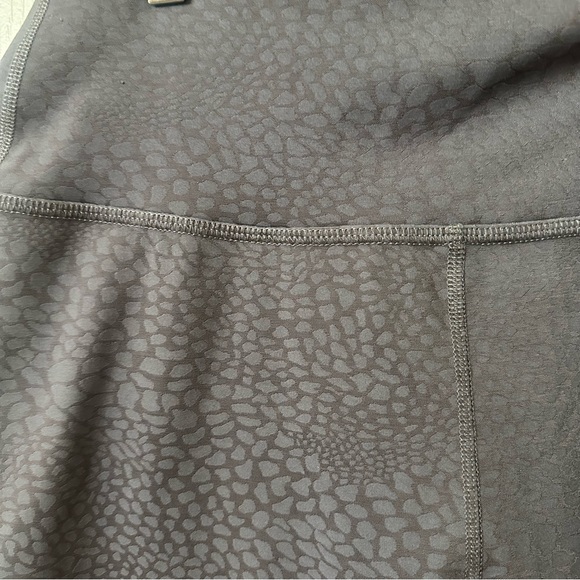 Beyond Yoga Leggings, L - Picture 2 of 5